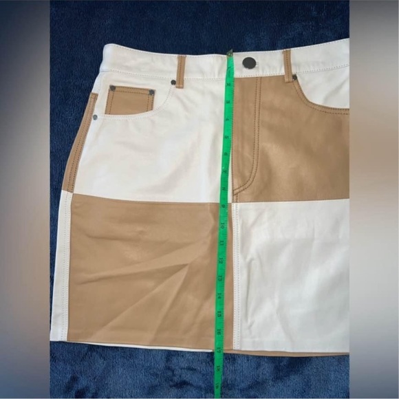 Song of Style Two-Tone Leather Mini Skirt - Cream and White - Picture 4 of 9